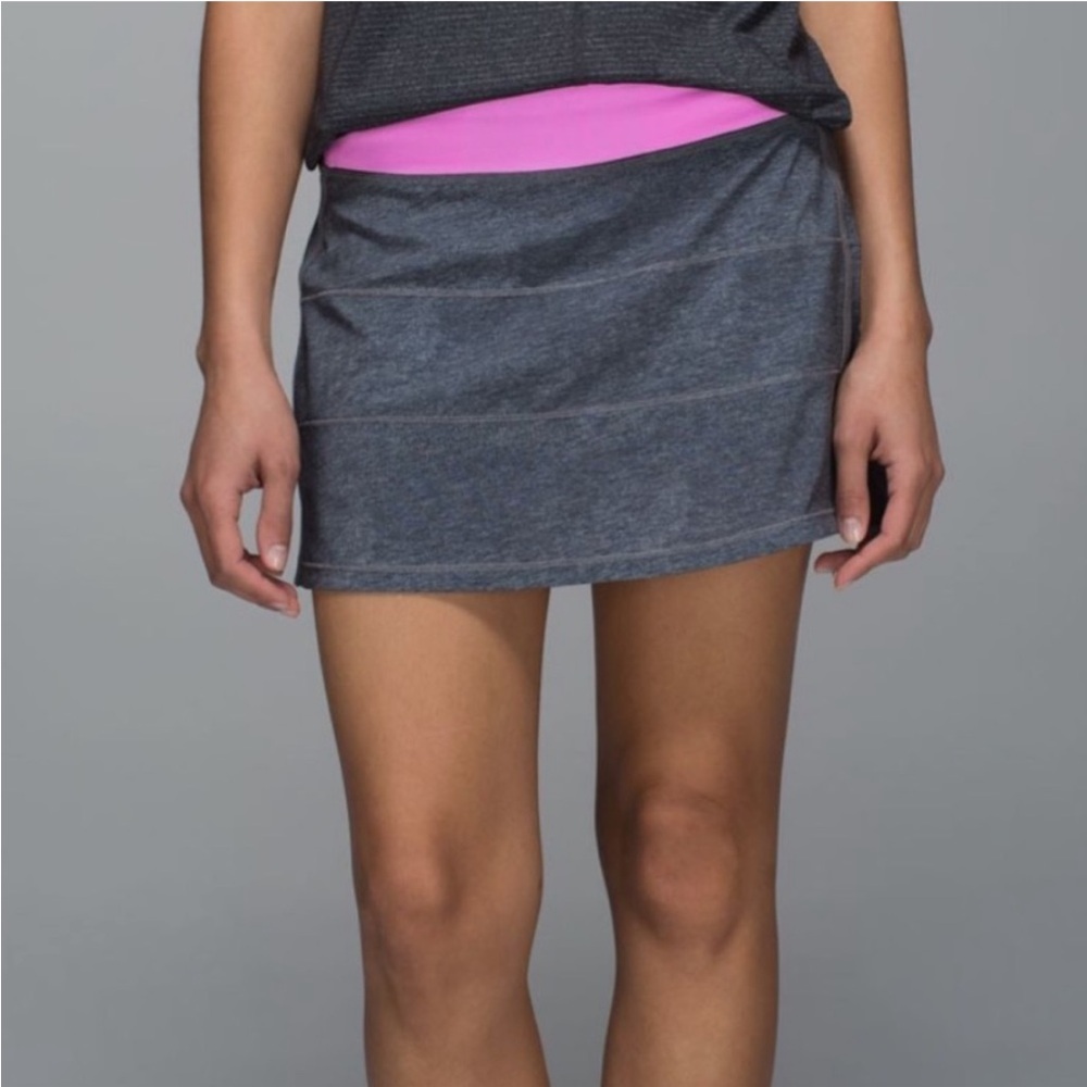 Lululemon Pace Rival Skirt/skort  size 6 Heather Grey and Pink four way stretch - Picture 5 of 14